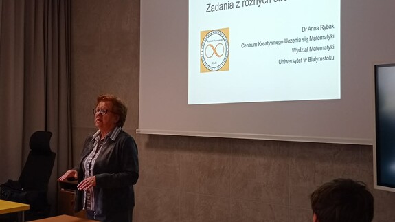 Dr Anna Rybak promowała Wydział Matematyki w Zespole Szk&oacute;ł Technicznych im. gen. Władysława Andersa