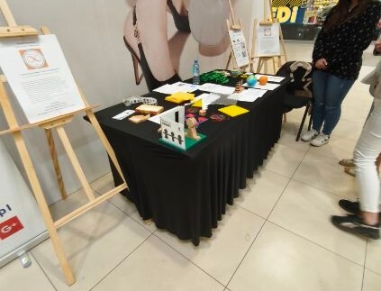 Matematyka, kt&oacute;ra bawi małych i dużych