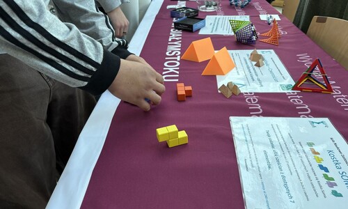 Spotkanie z Maturzystami 2025 – stoisko Wydziału Matematyki 