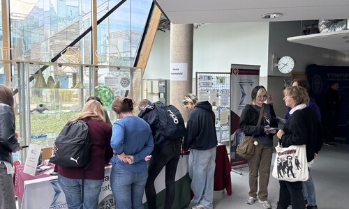 Spotkanie z Maturzystami 2025 – stoisko Wydziału Matematyki 