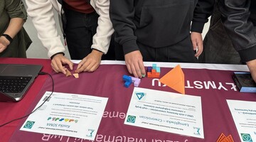 Spotkanie z Maturzystami 2025 – stoisko Wydziału Matematyki 