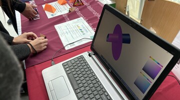 Spotkanie z Maturzystami 2025 – stoisko Wydziału Matematyki 