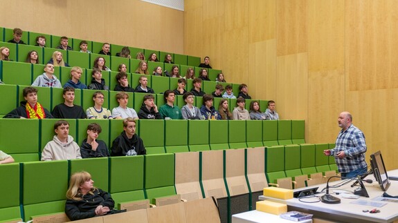 Akcja Studiuj z UwB - uczniowie ZSO w Augustowie z wizytą na kampusie