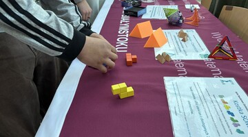 Spotkanie z Maturzystami 2025 – stoisko Wydziału Matematyki 