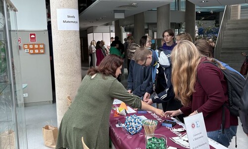 Spotkanie z Maturzystami 2025 – stoisko Wydziału Matematyki 