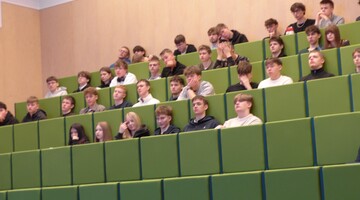 Odwiedzili nas uczniowie z II Liceum Og&oacute;lnokształcącego w Ostrołęce