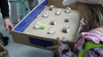 Piknik Klub&oacute;w Młodego Odkrywcy na Uniwersytecie w Białymstoku podczas Podlaskiego Festiwalu Nauki i Sztuki 