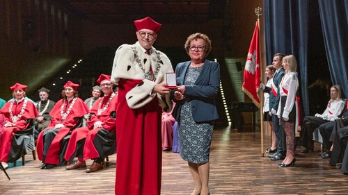 Medal Uniwersytetu w Białymstoku dla dr Anny Rybak